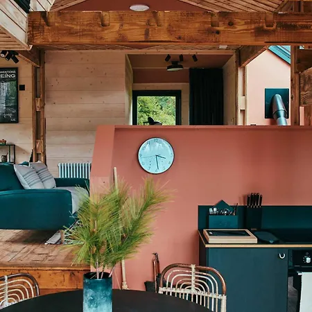 Cabue By The Lakes Semesteranläggning (resort) Cavan