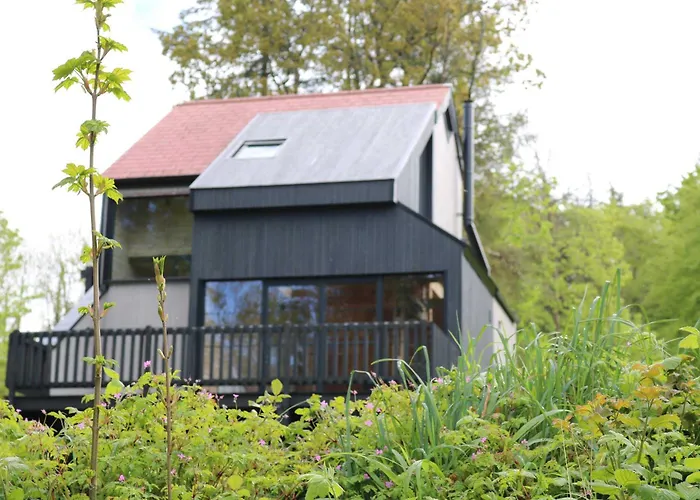 Cabue By The Lakes Resort *