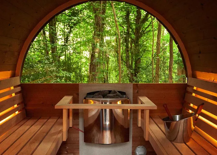 Cabue By The Lakes Resort